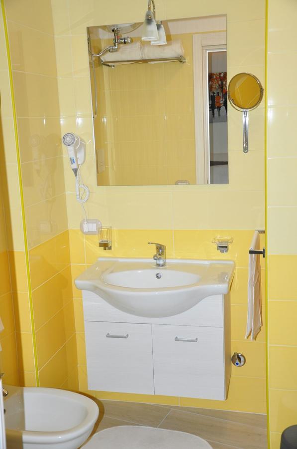 B&B Chiaia 216 ナポリ エクステリア 写真