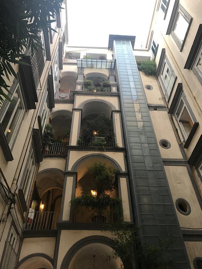 B&B Chiaia 216 ナポリ エクステリア 写真